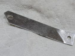 Auspuffbefestigungsstrebe am Motor TS125, TS150